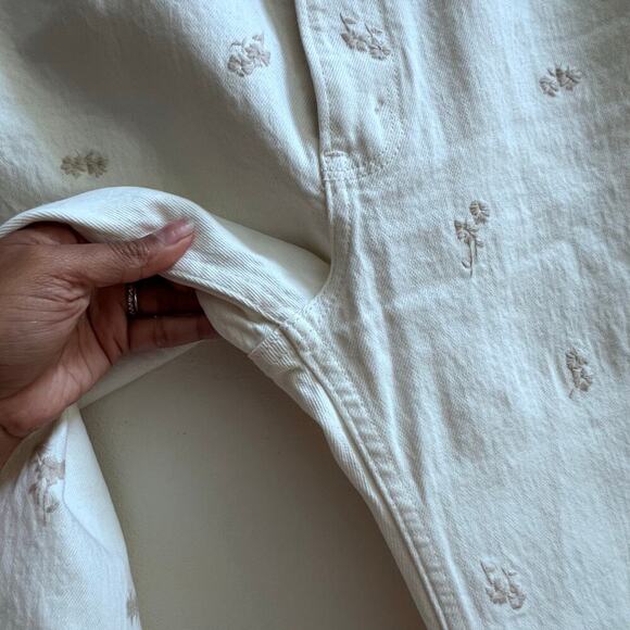 Abercrombie & Fitch the 90s Relaxed High Rise Jean Women's 25 Cream Embroidery - Picture 7 of 11